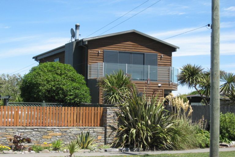 Photo of property in 392 Marine Parade, South New Brighton, Christchurch, 8062
