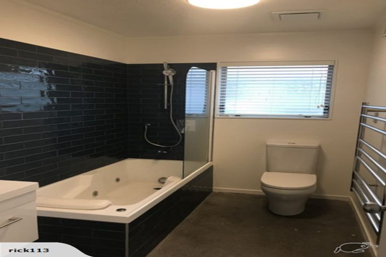 Photo of property in 1/57 Hattaway Avenue, Bucklands Beach, Auckland, 2012