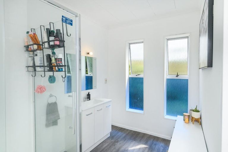 Photo of property in 1216 Rangiotu Road, Tiakitahuna, Palmerston North, 4477