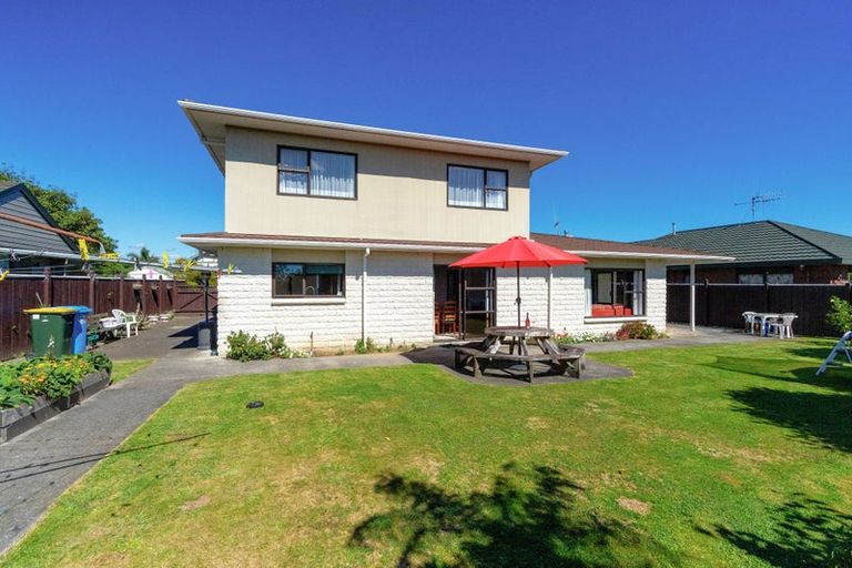 Photo of property in 35 Burn Street, Levin, 5510