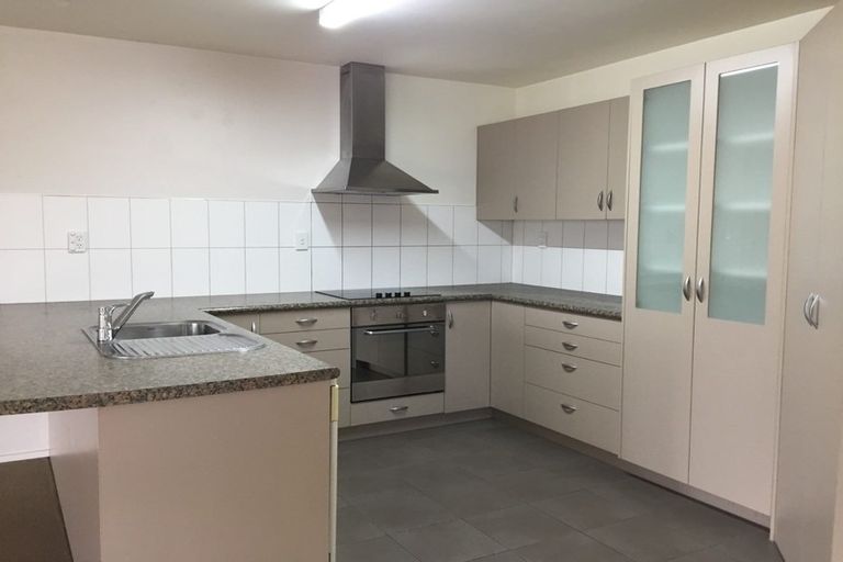 Photo of property in 302b Triangle Road, Massey, Auckland, 0614