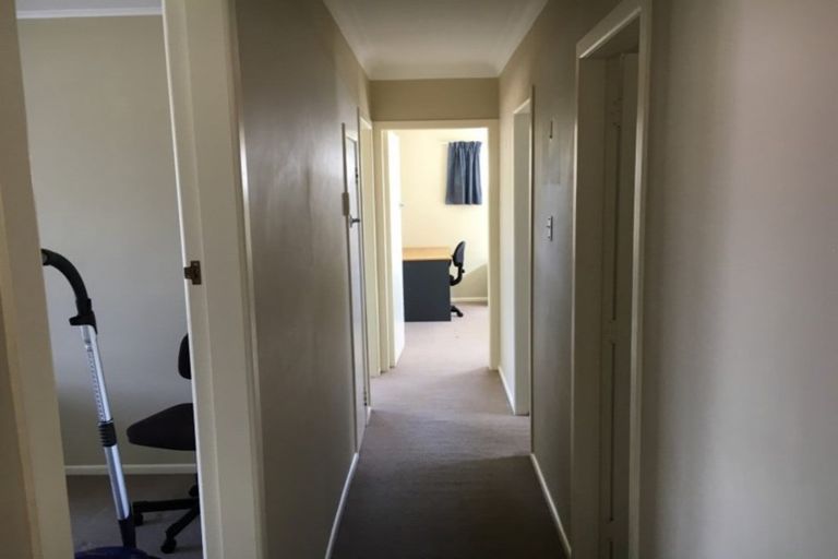 Photo of property in 8a Churchill Road, Judea, Tauranga, 3110