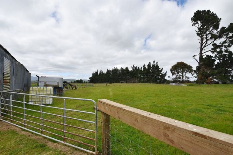 Photo of property in 83 Papatotara Road, Tuatapere, 9620
