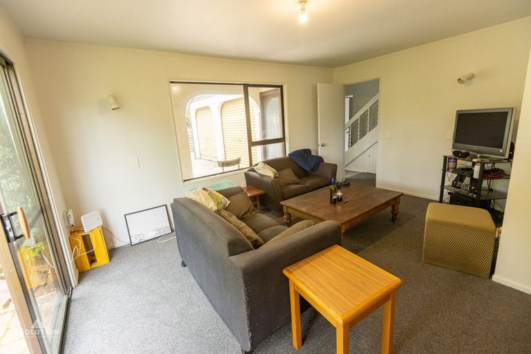 Photo of property in 10 Arawata Terrace, Fernhill, Queenstown, 9300