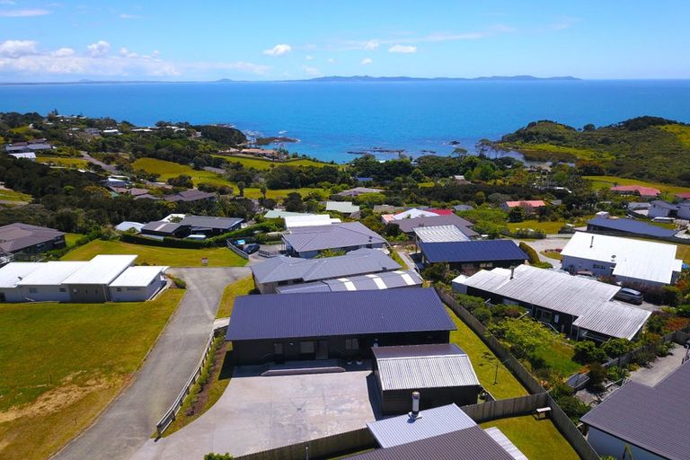 Photo of property in 6 Sunset Heights, Cable Bay, 0420