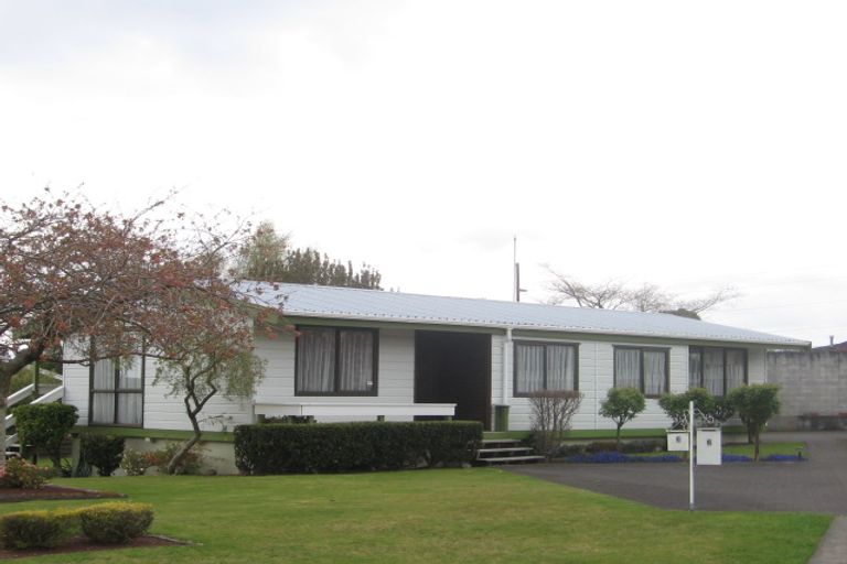 Photo of property in 6 Bata Place, Pomare, Rotorua, 3015