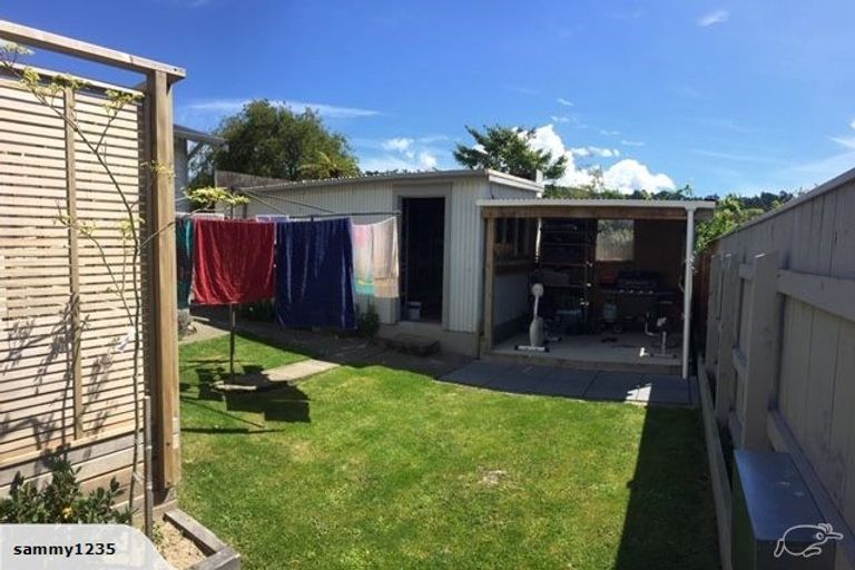 Photo of property in 316 Stokes Valley Road, Stokes Valley, Lower Hutt, 5019