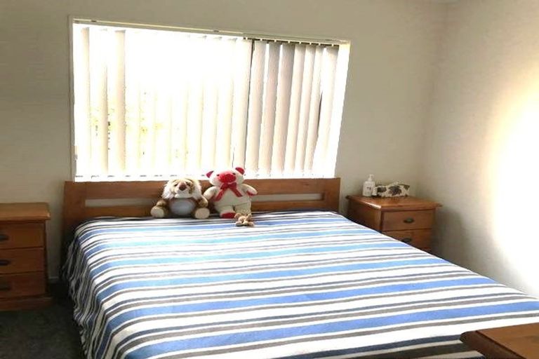 Photo of property in 9 Ali Place, Ranui, Auckland, 0612