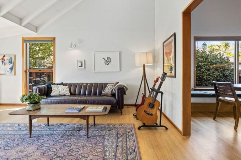 Photo of property in 67 Mayfield Avenue, Mairehau, Christchurch, 8013