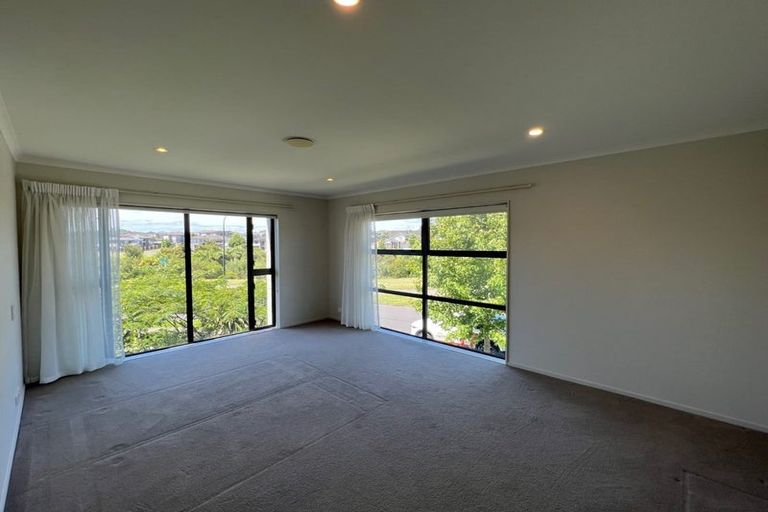 Photo of property in 16 Riviera Drive, Flat Bush, Auckland, 2019