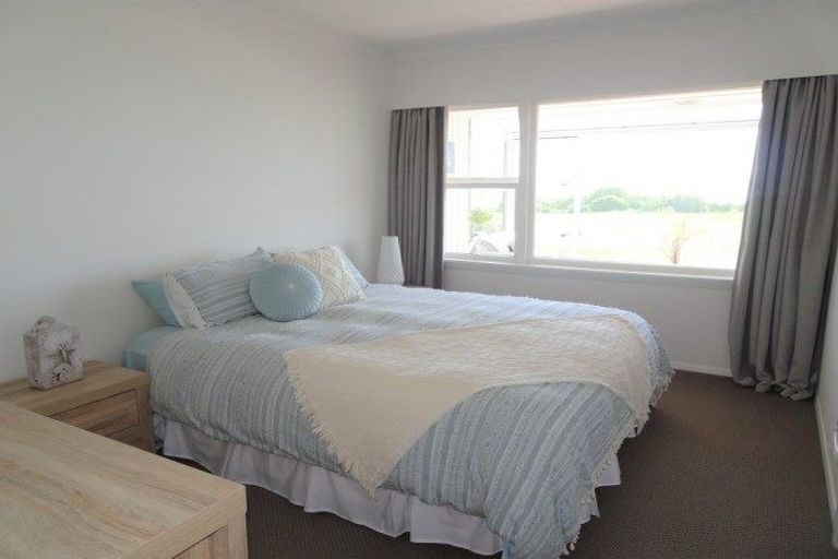 Photo of property in 11 Wilson Crescent, Karoro, Greymouth, 7805