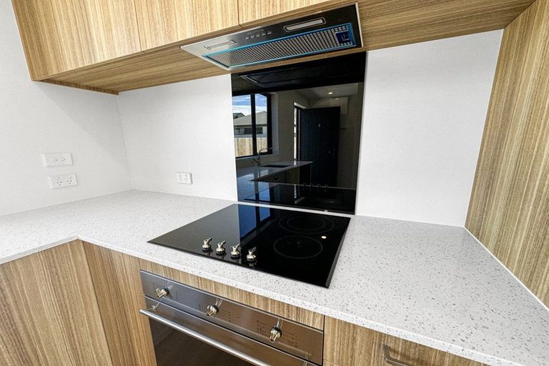 Photo of property in 7/116 Aldwins Road, Phillipstown, Christchurch, 8062