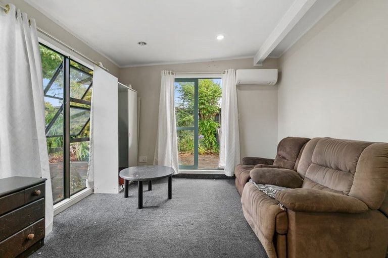 Photo of property in 80 Eugenia Rise, Totara Heights, Auckland, 2105