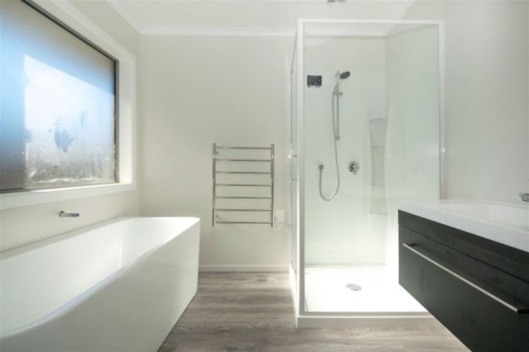 Photo of property in 17 Spitfire Drive, Burleigh, Blenheim, 7201