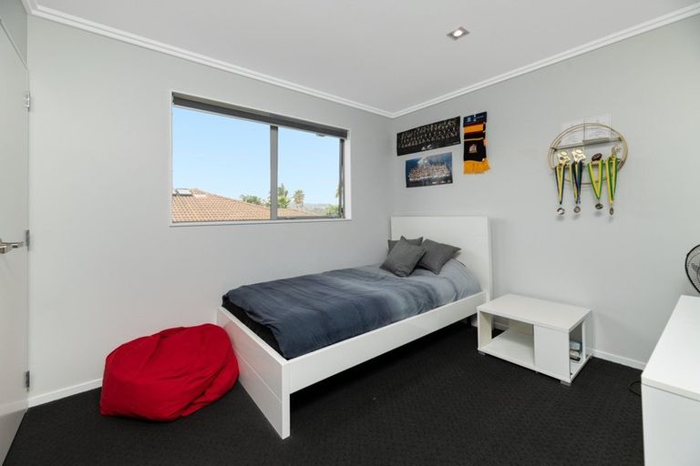 Photo of property in 115 Oriental Parade, Papamoa Beach, Papamoa, 3118