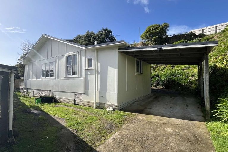 Photo of property in 110a Cook Street, Marfell, New Plymouth, 4310