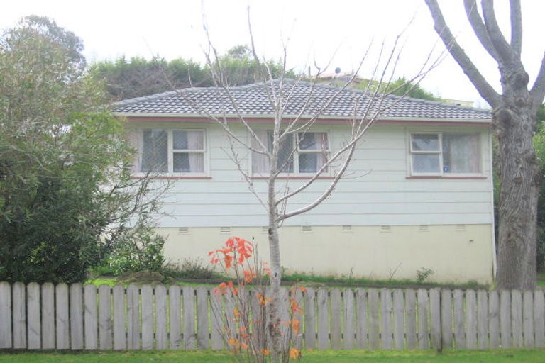 Photo of property in 17 Sunline Avenue, Massey, Auckland, 0614