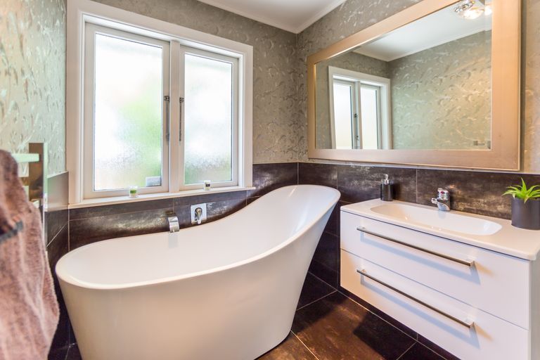 Photo of property in 226 Wairakei Road, Bryndwr, Christchurch, 8053