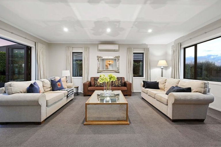 Photo of property in 202 Saint James Drive, Huntington, Hamilton, 3210