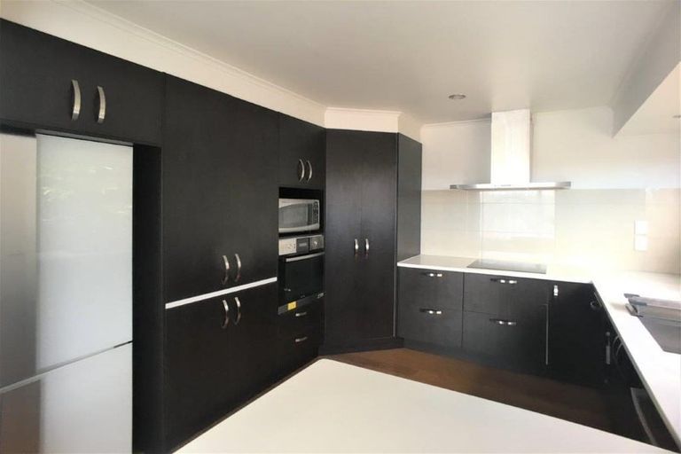 Photo of property in 1/20 Sunnyview Avenue, Shelly Park, Auckland, 2014