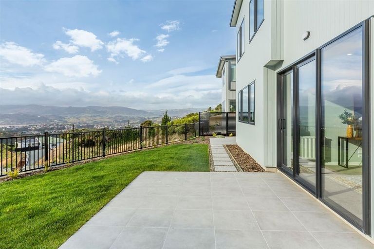 Photo of property in 8 Skysail Lane, Whitby, Porirua, 5024