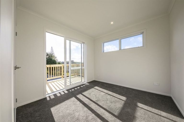 Photo of property in 11 Rauta Way, Helensville, 0800