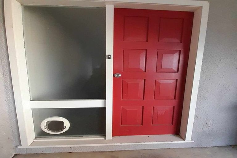 Photo of property in 67b Thurleigh Grove, Karori, Wellington, 6012