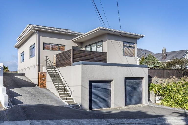 Photo of property in 40 Seatoun Heights Road, Seatoun, Wellington, 6022