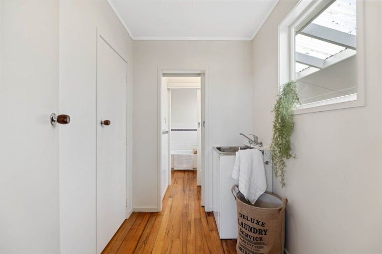 Photo of property in 8 Liston Avenue, Hilltop, Taupo, 3330