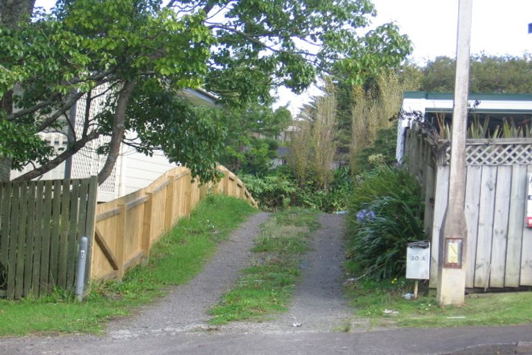 Photo of property in 30a Meilland Place, Glen Eden, Auckland, 0602