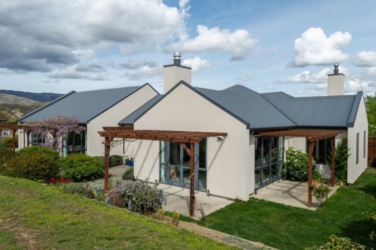 Photo of property in 51 Hall Road, Bannockburn, Cromwell, 9384