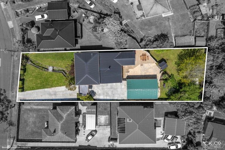 Photo of property in 76 Horoeka Street, Stokes Valley, Lower Hutt, 5019