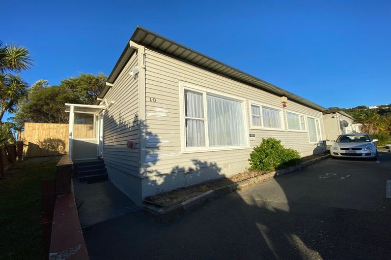 Photo of property in 327 Adelaide Road, Newtown, Wellington, 6021