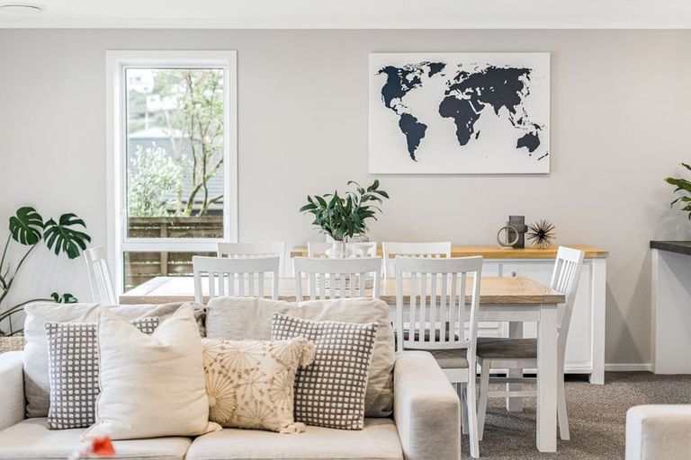 Photo of property in 15 Banks Boulevard, Whitby, Porirua, 5024