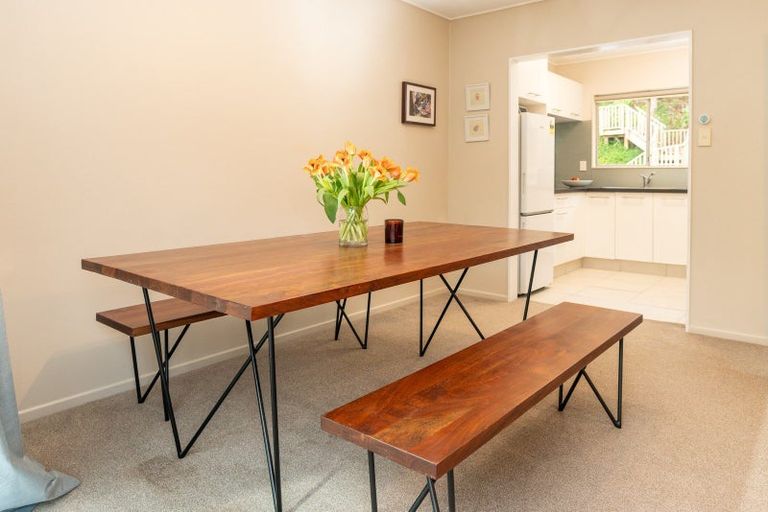 Photo of property in 33 Delhi Crescent, Khandallah, Wellington, 6035