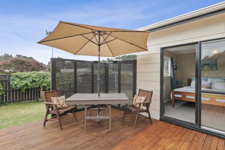 Photo of property in 83 Nash Parade, Foxton Beach, Foxton, 4815