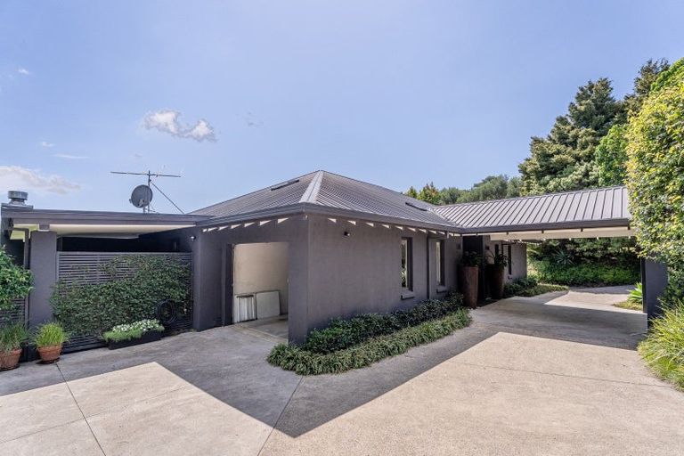 Photo of property in 49 Sarahs Hill, Hahei, Whitianga, 3591