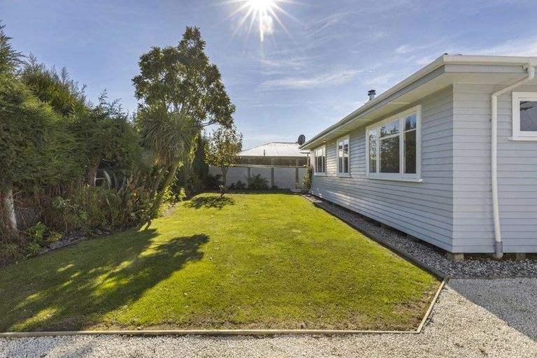 Photo of property in 24 Lucas Street, Riversdale, Blenheim, 7201