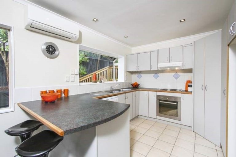 Photo of property in 5 Parkridge Way, Henderson, Auckland, 0612