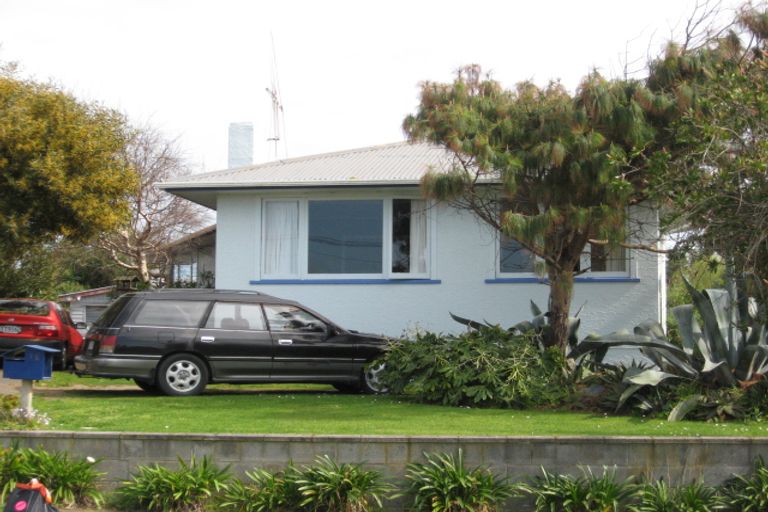 Photo of property in 15 Glenn Street, Castlecliff, Whanganui, 4501
