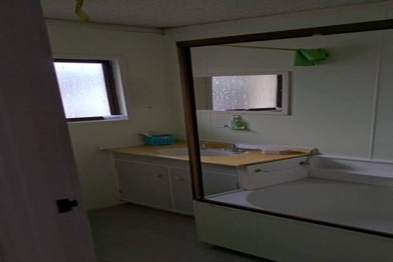 Photo of property in 1/127 Wallace Road, Papatoetoe, Auckland, 2025