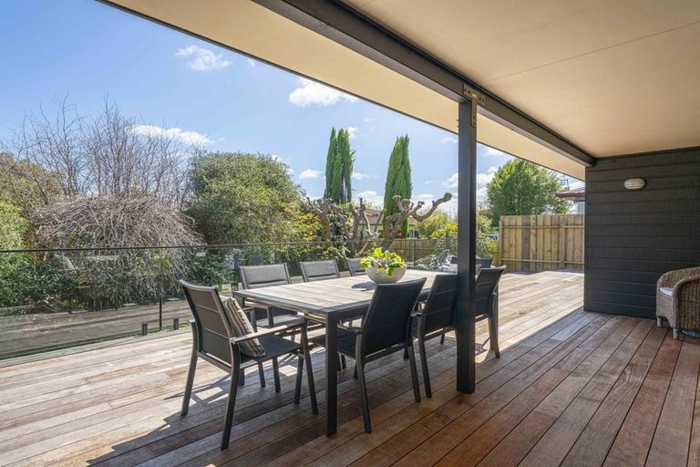 Photo of property in 40 Arrowsmith Avenue, Waipahihi, Taupo, 3330