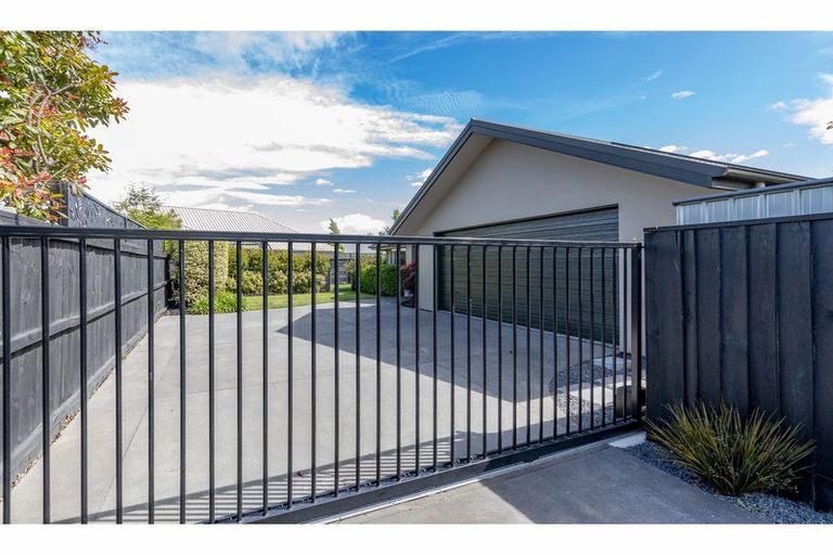 Photo of property in 7 Mounter Avenue, Northwood, Christchurch, 8051