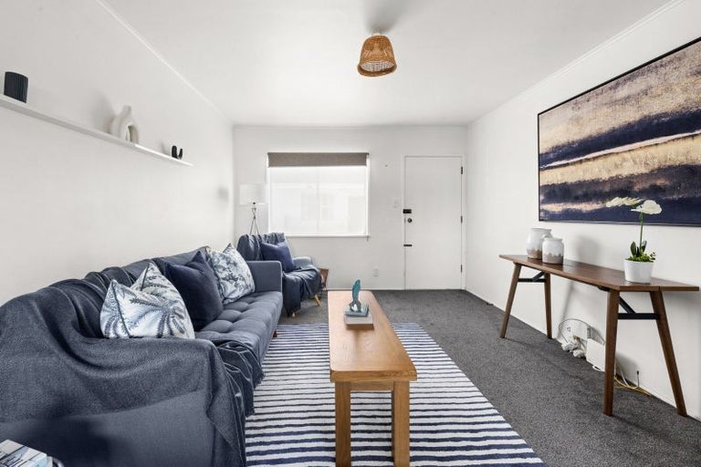 Photo of property in 2/97 Nelson Crescent, Napier South, Napier, 4110