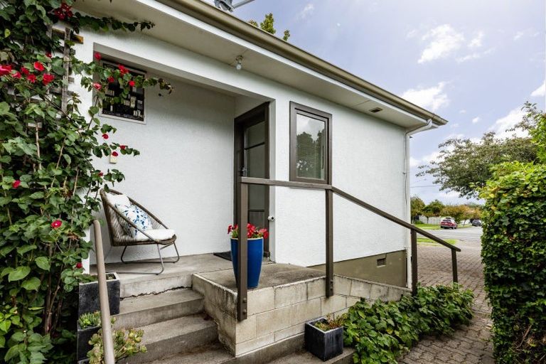 Photo of property in 59a Middle Road, Havelock North, 4130