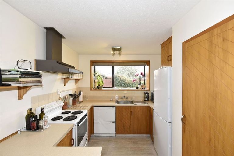 Photo of property in 2/21 Ben Nevis Drive, Broomfield, Christchurch, 8042