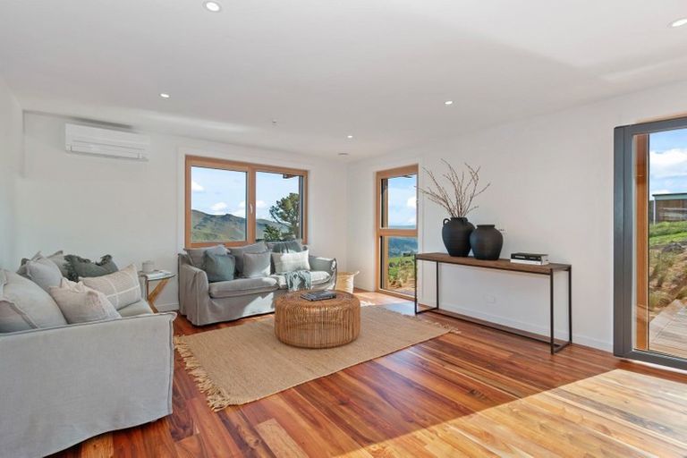 Photo of property in 1 Parkridge Place, Mount Pleasant, Christchurch, 8081