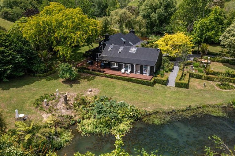 Photo of property in 186 Twilight Road, Clevedon, Papakura, 2582