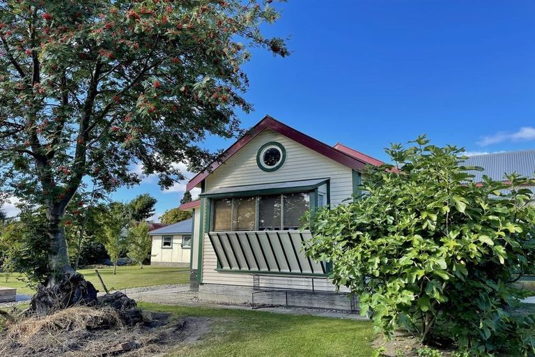 Photo of property in 3 Naylor Street, Waimate, 7924