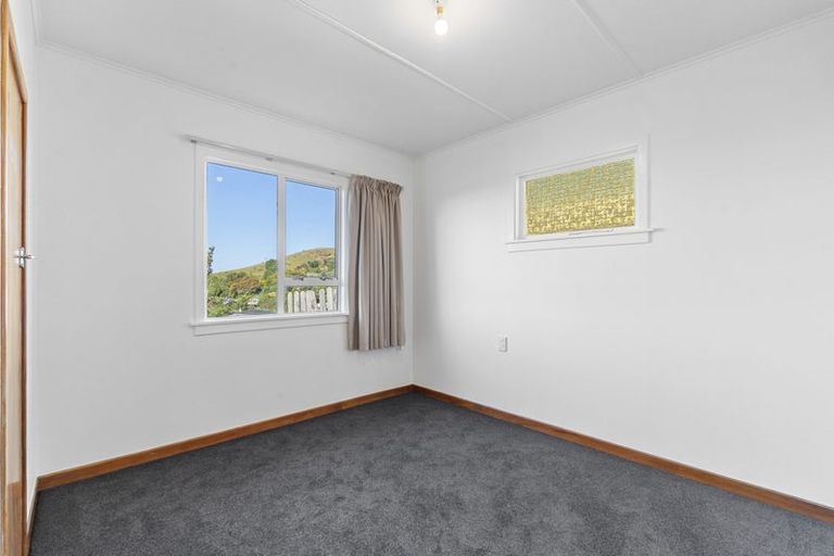 Photo of property in 97d Pioneer Road, Moturoa, New Plymouth, 4310